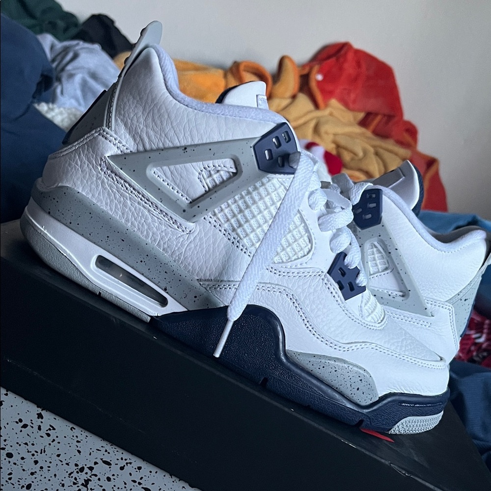 Jordan 4 retro